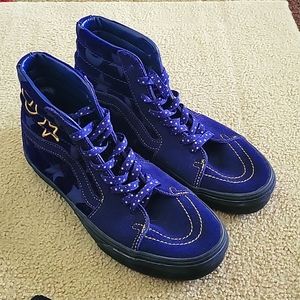 Vans x Disney Sk8-Hi